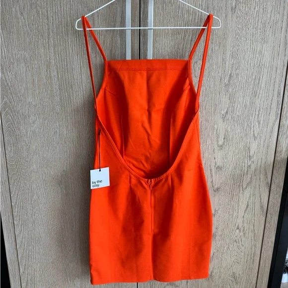 BNWT Orange Backless Mini Dress - Picture 2 of 3